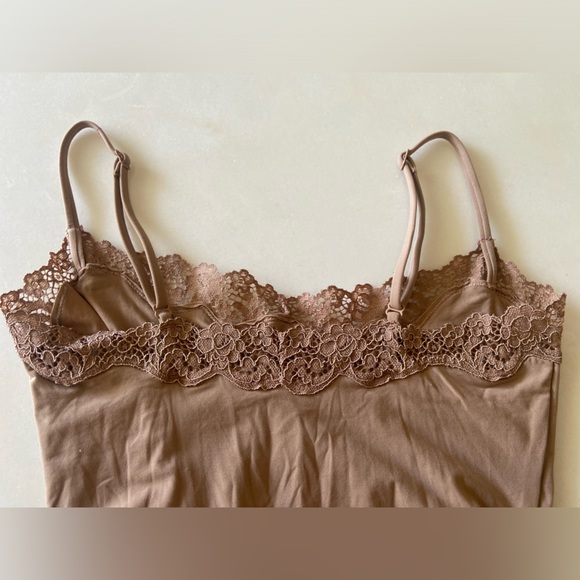 Skims Fits Everybody Lace Maxi Long Slip Dress Size Small Tan Cream - Picture 5 of 11